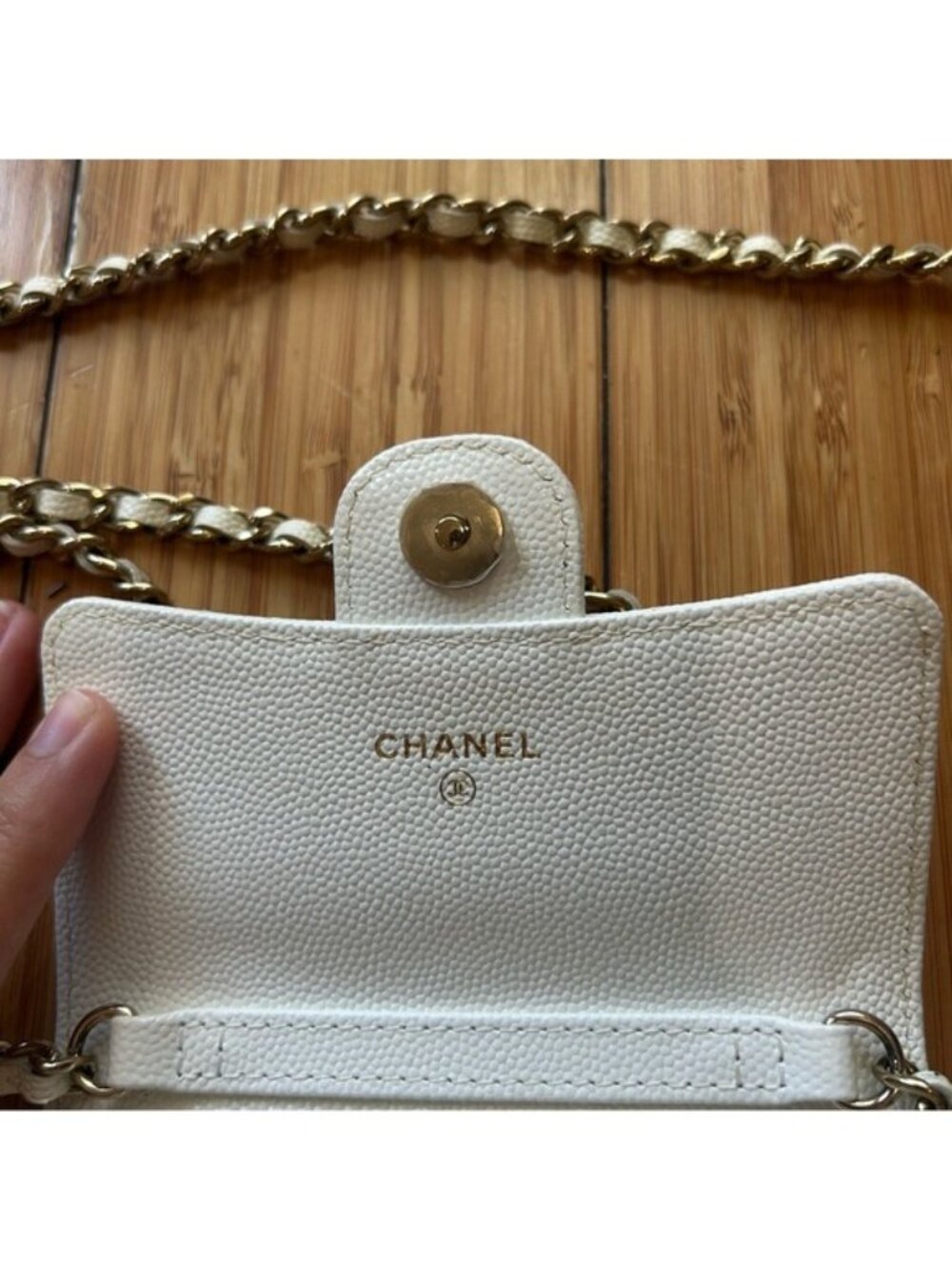 Chanel Mini Wallet On Chain White Caviar quilted crossbody Gold Hardware - Picture 6 of 14